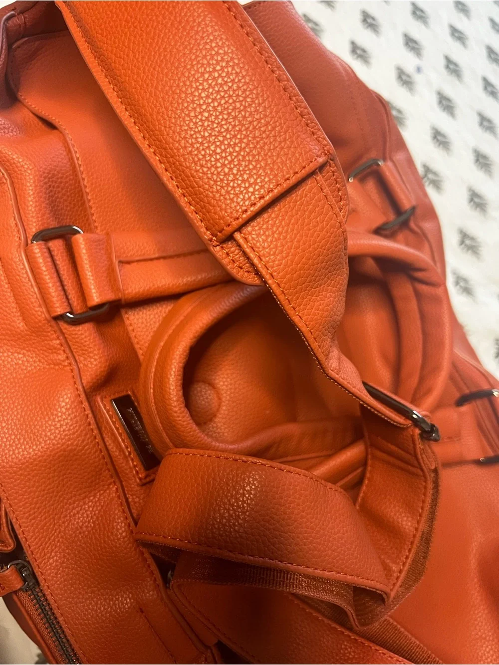 Gutteridge & Co. Napoli Leather NEW  Weekend Duffle Bag - Italian Orange